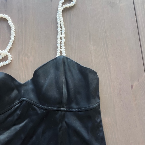 Satin dress with pearl straps - Picture 5 of 6
